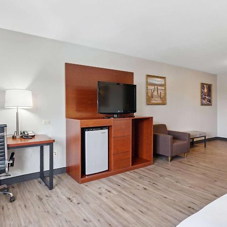 Ramada By Wyndham Saco/Old Orchard Beach Area Εξωτερικό φωτογραφία