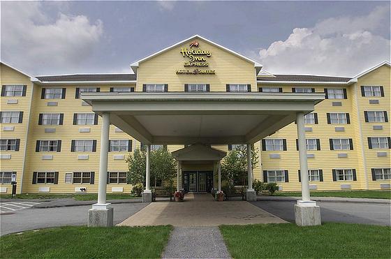 Ramada By Wyndham Saco/Old Orchard Beach Area Εξωτερικό φωτογραφία