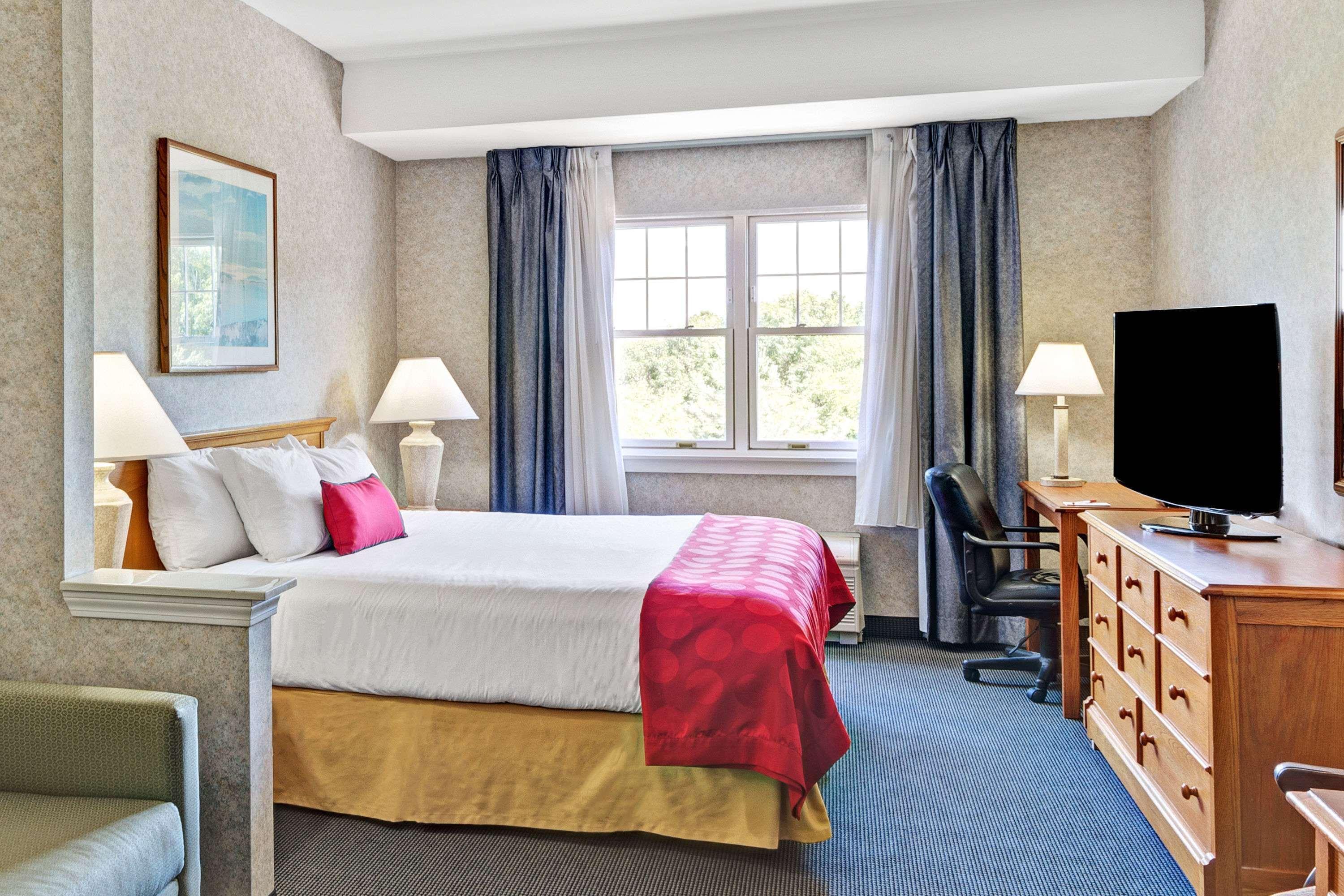Ramada By Wyndham Saco/Old Orchard Beach Area Εξωτερικό φωτογραφία