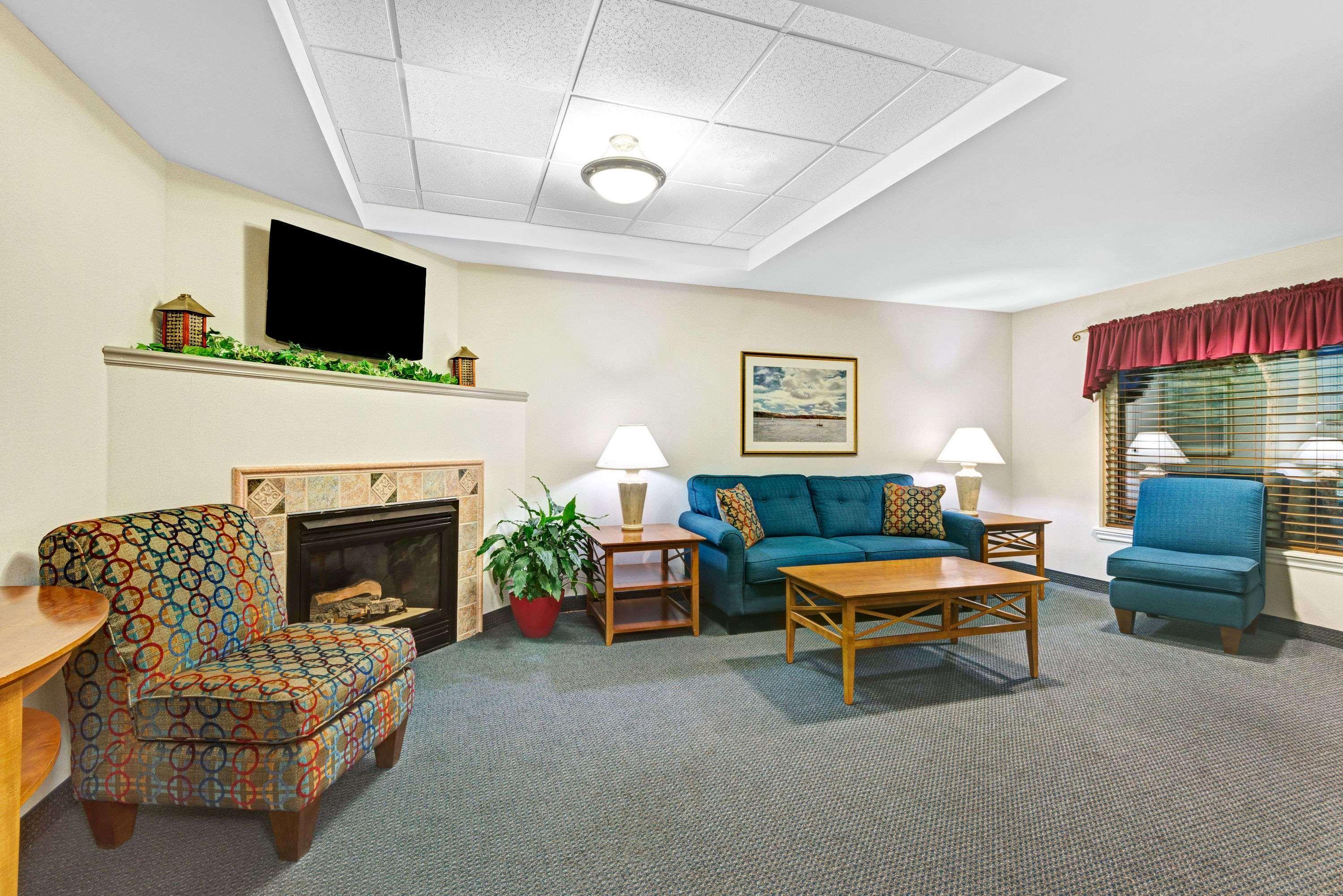 Ramada By Wyndham Saco/Old Orchard Beach Area Εξωτερικό φωτογραφία