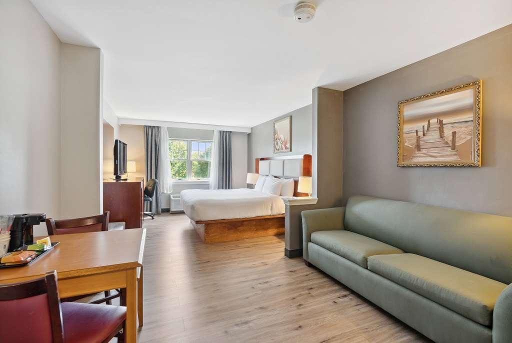 Ramada By Wyndham Saco/Old Orchard Beach Area Δωμάτιο φωτογραφία