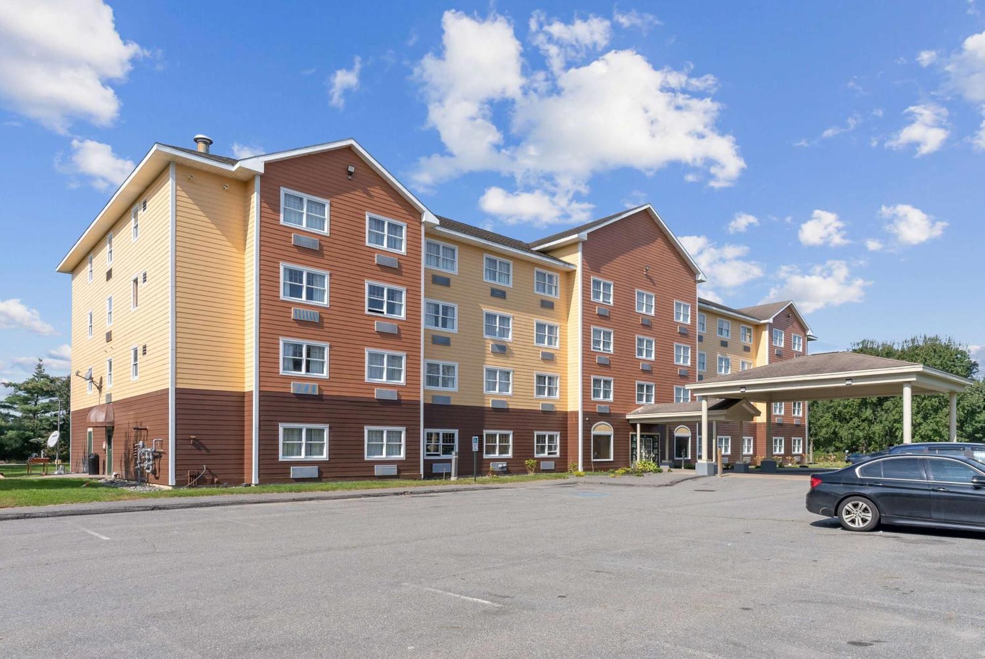 Ramada By Wyndham Saco/Old Orchard Beach Area Εξωτερικό φωτογραφία
