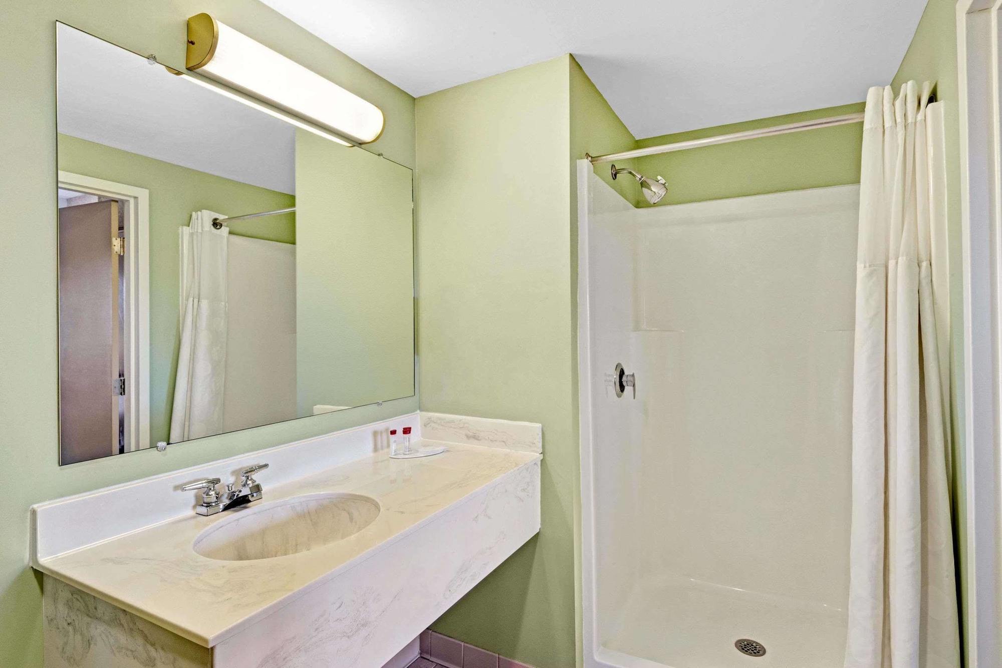 Ramada By Wyndham Saco/Old Orchard Beach Area Εξωτερικό φωτογραφία